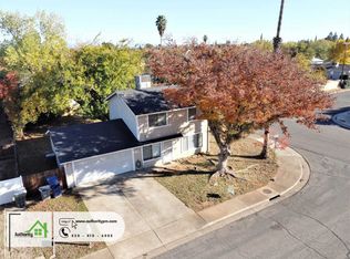 3895 Pluto St, Redding, CA 96002