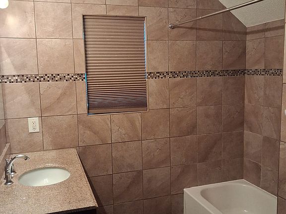 5th image of 134 Revere Turn