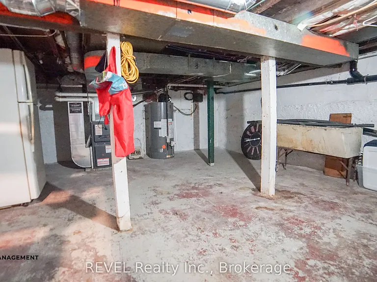 32 Edmund St — Photo 22