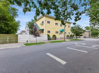 40 Melrose St, Providence, RI 02907