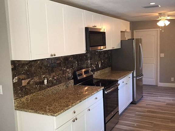 3rd image of 4417 Cobia Dr