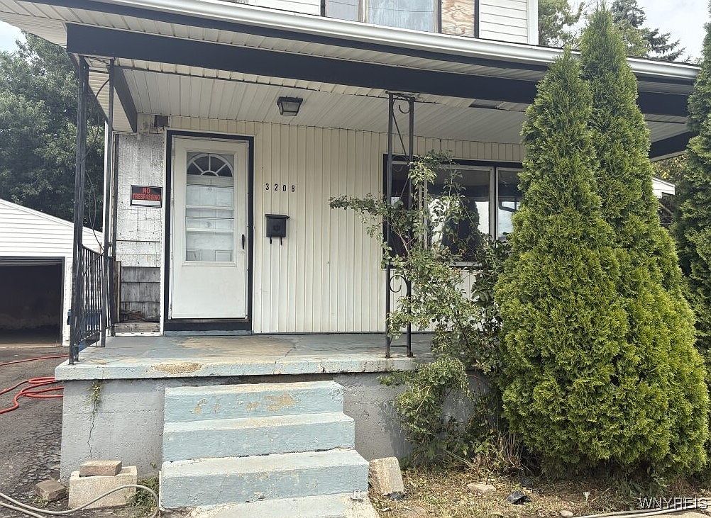 3208 Lockport Rd, Niagara Falls, NY 14305 | MLS #B1628010 | Zillow