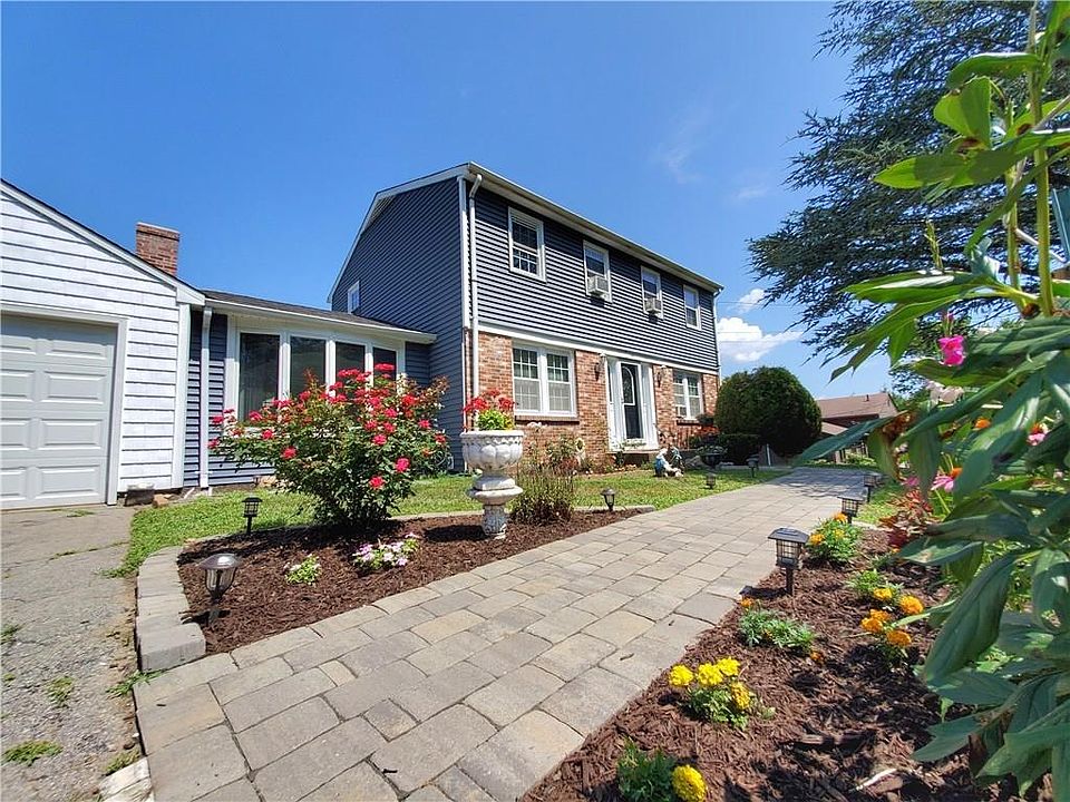 310 New London Ave, West Warwick, RI 02893 Zillow