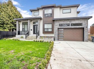 8958 139a St, Surrey, BC V3V7G5