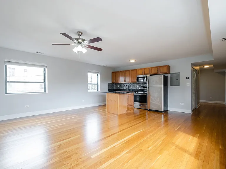 7616 N Marshfield Ave — Photo 78