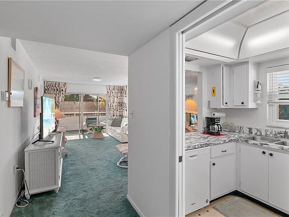 5th image of 5 High Point Cir W APT 301