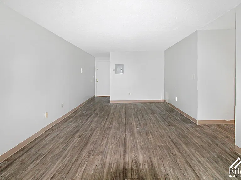Prospect Street Apartments — Photo 42