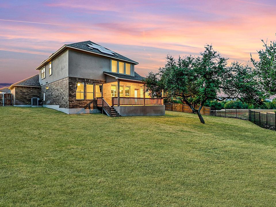 1st image of 324 Autumn Oak Way