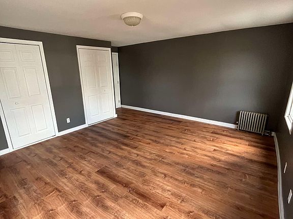 3rd image of 255 E Kinney St Floor 2