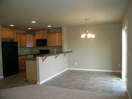 1st image of 9514 NE 72nd St