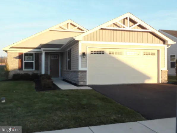 100 Jackson Ln, Pottstown, PA 19464