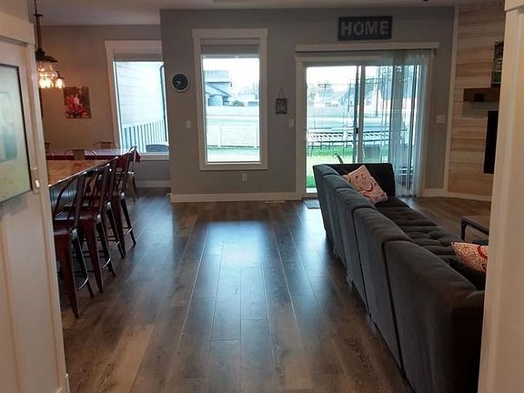 2nd image of 1702 Aaron Dr
