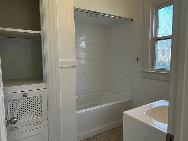 144 Elvis Ct — Photo 7