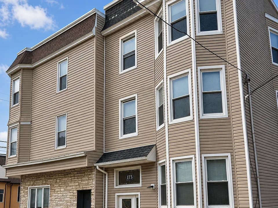 171 Bergen Ave #2