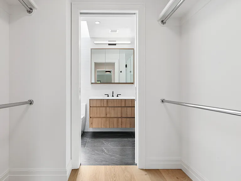 166 7th Ave #3 — Photo 7