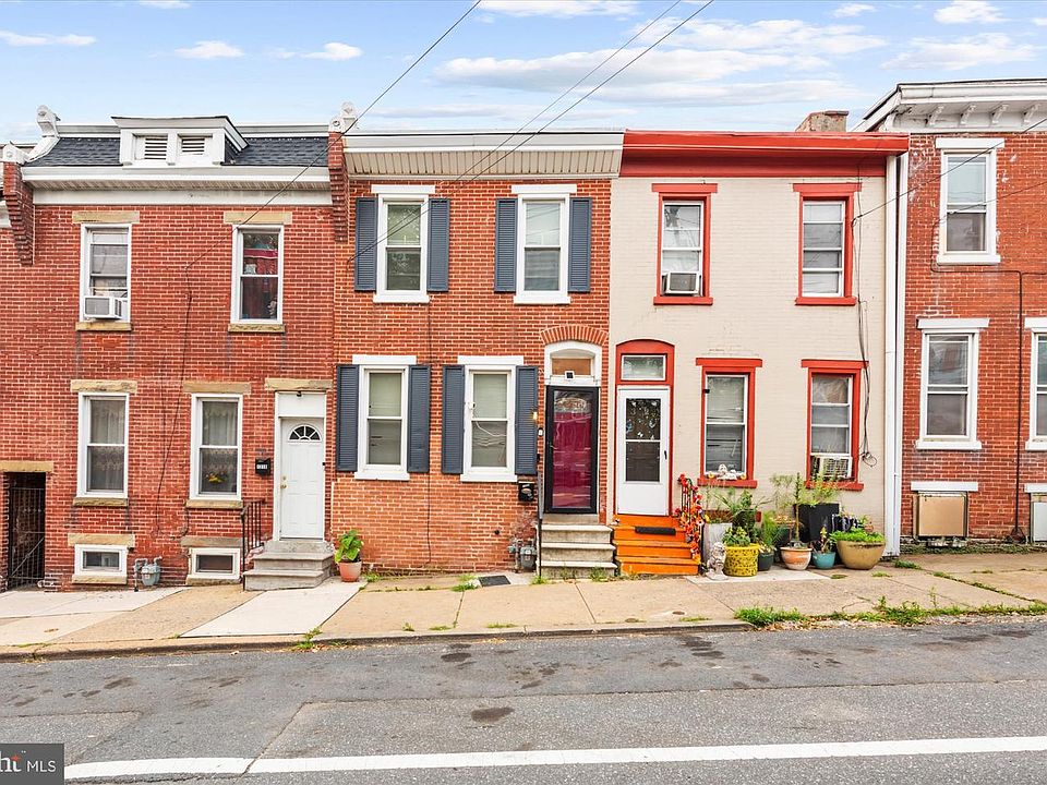 1st image of 1320 Lancaster Ave