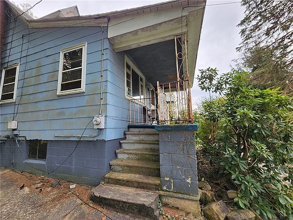 2nd image of 344 Parkhill Dr