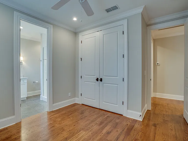 2424A Abbott Martin Rd — Photo 33