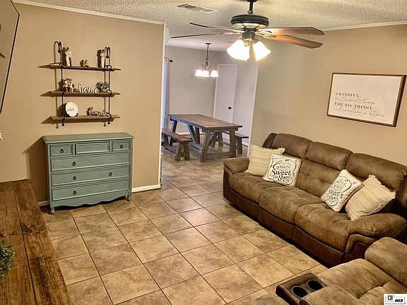 5th image of 105 Hardwood Dr