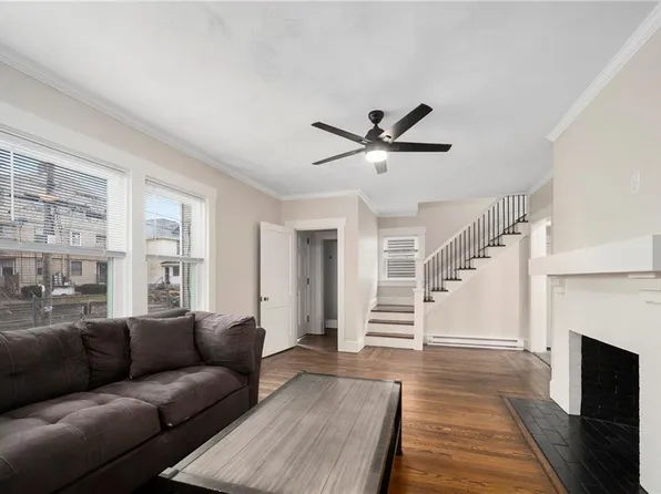 664 Public St, Providence, RI 02907