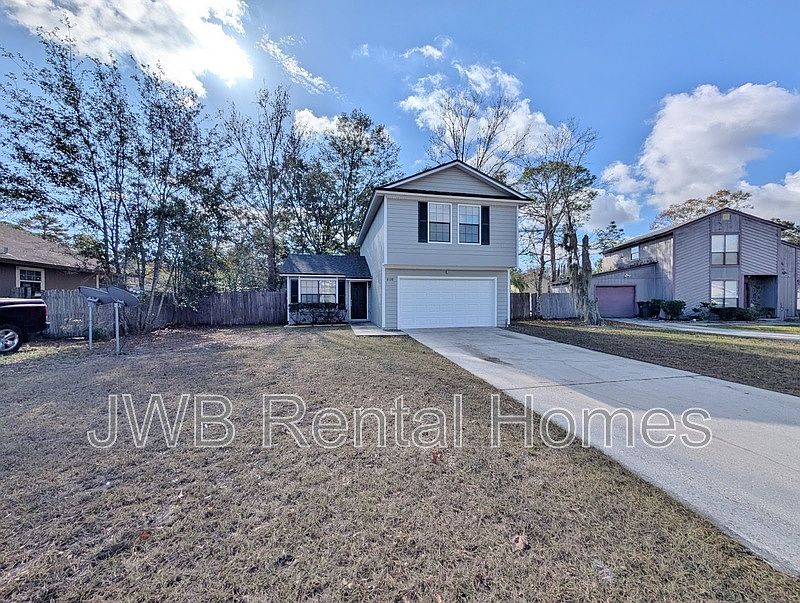 1st image of 8128 Colonnade Ct W