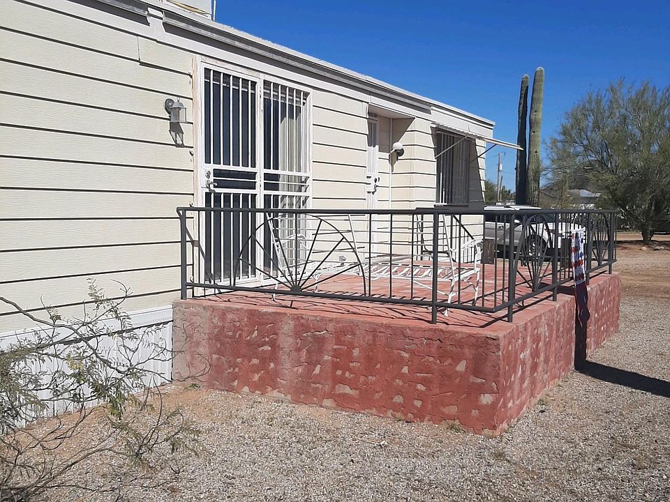 1st image of 7095 N Carless Ln