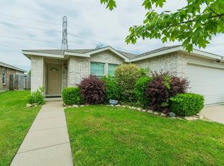 1036 Mosaic Dr, Fort Worth, TX 76179