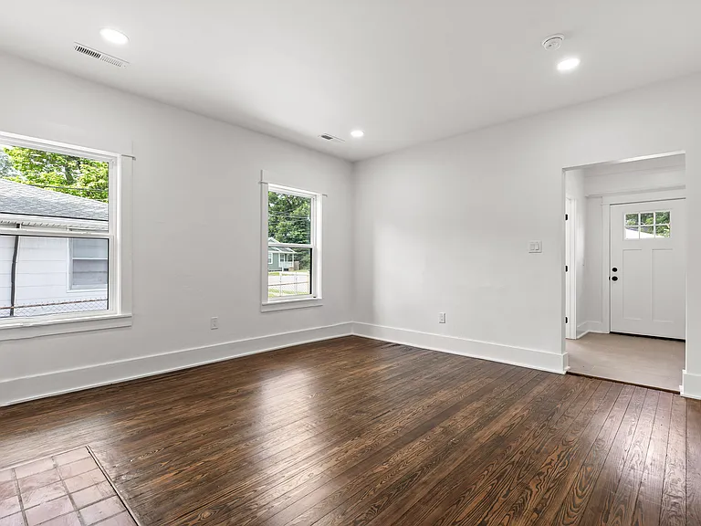 1308 S Lyerly St — Photo 25