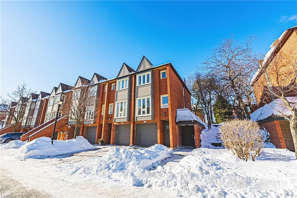 895 Maple Ave #101 photo 1