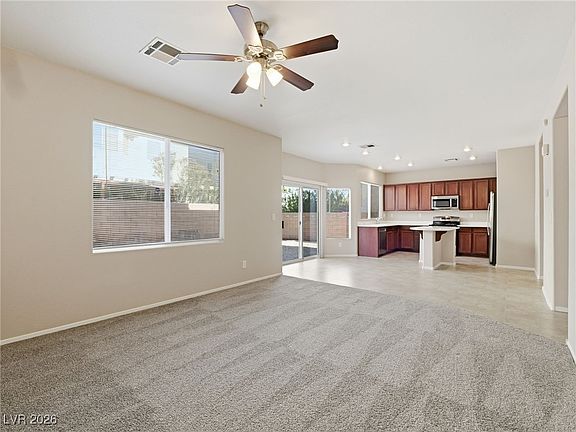 4th image of 9126 Weeping Hollow Ave