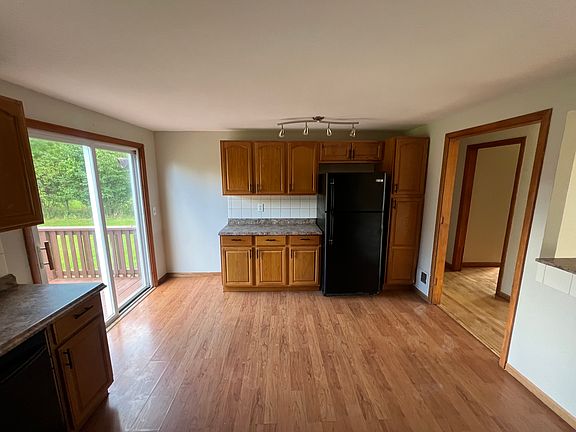 3rd image of 103 Pembrook Dr