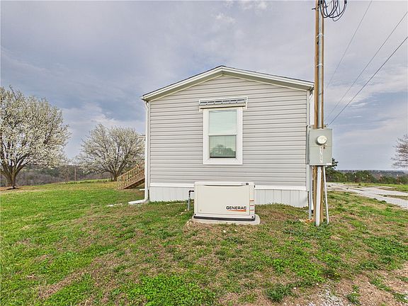 3rd image of 10881 Rainbow Ridge Rd