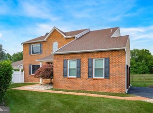 2041 Christina Ct, Langhorne, PA 19053