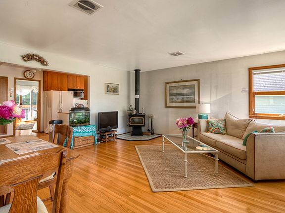3rd image of 23641 7th Ave S APT 10