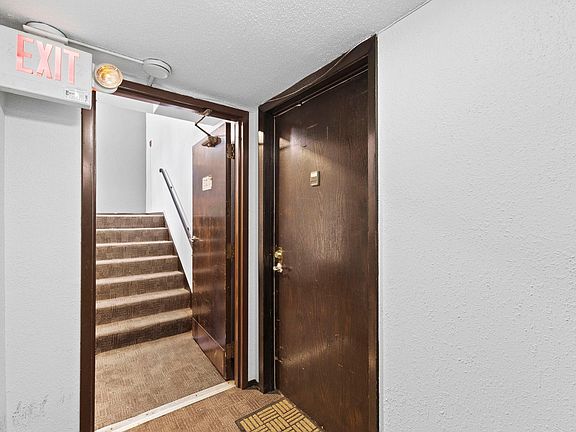 2nd image of 520 Ridgewood Ave APT 4