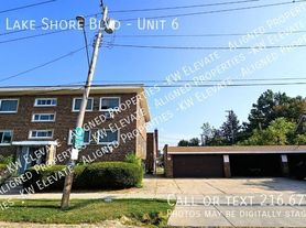 17802 Lake Shore Blvd, Cleveland, OH