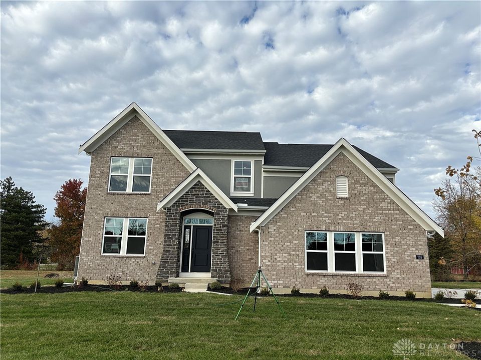 1st image of 735 Harvest Ln