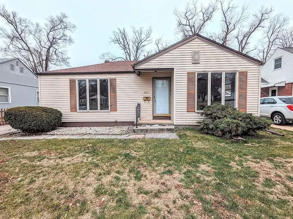 3421 Martin Ave, Omaha, NE 68112