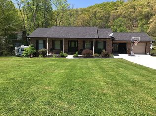 641 Butler Mill Rd, Oliver Springs, TN 37840