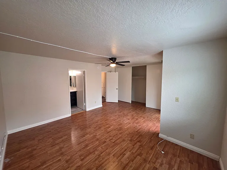 13987 Coteau Dr #10 — Photo 29