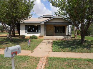 820 11th St, Anson, TX 79501