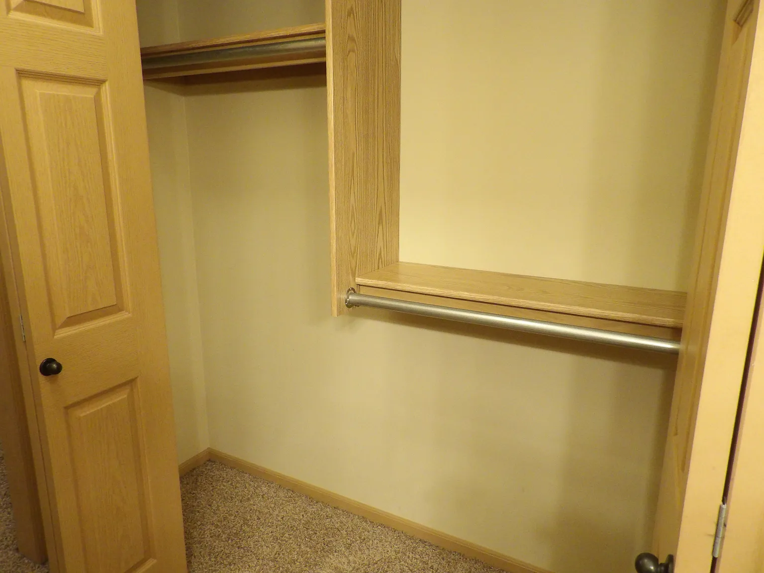 2 bed, 1200 sqft, $1,500 — Photo 4