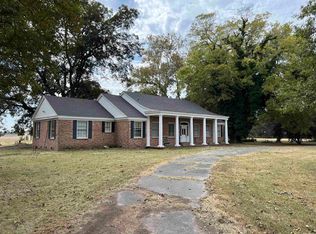 310 Clemmons Rd, Grady, AR 71644