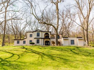 306 Southern Hills Dr, Coffeyville, KS 67337