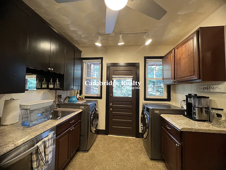66 Craigie St #2T — Photo 11