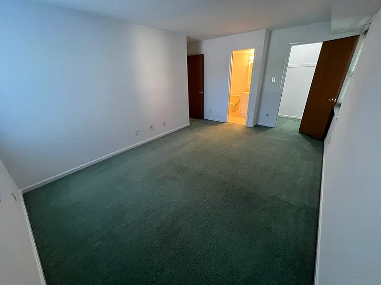 500 Chapel Ct #101 — Photo 2