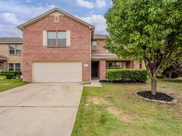 9036 Yellow Cedar Trl, Fort Worth, TX 76244