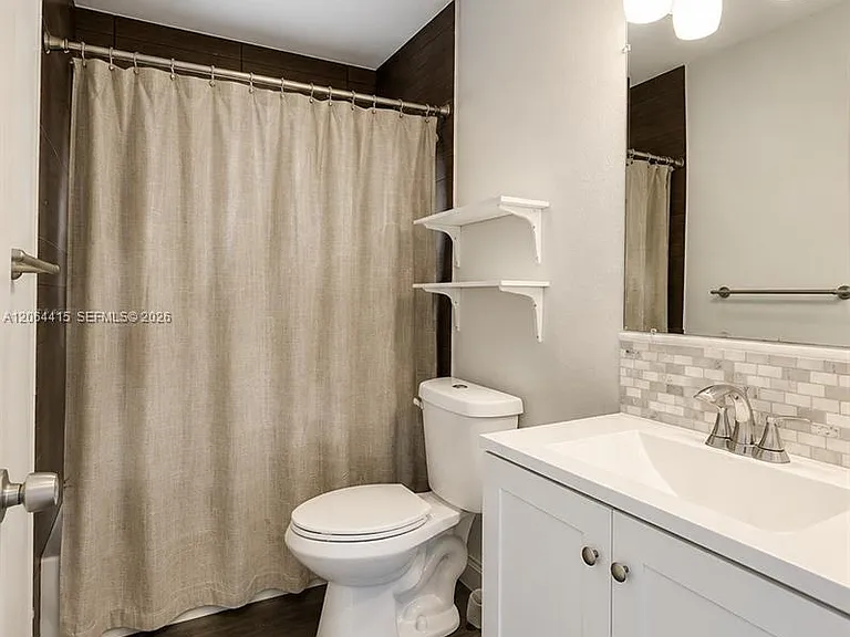3730 SW 47th Ct — Photo 13