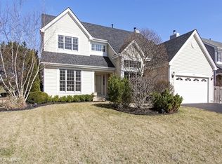 1115 Stratford Ln, Lake Zurich, IL 60047