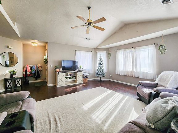 5th image of 2510 Nickel Ave